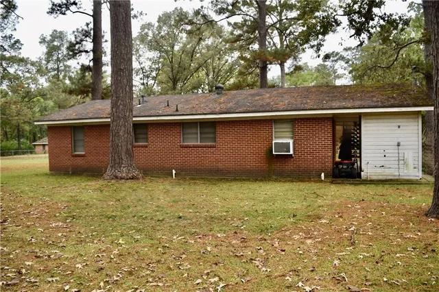 $98,000 | 205 Nalley Drive, Pineville, LA 71360