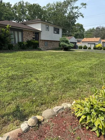 $149,999 | 2900 175th Street, Hazel Crest, IL 60429