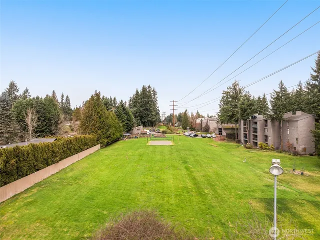 $390,000 | 13772 Northeast 60th Street, Unit 181, Redmond, WA 98052