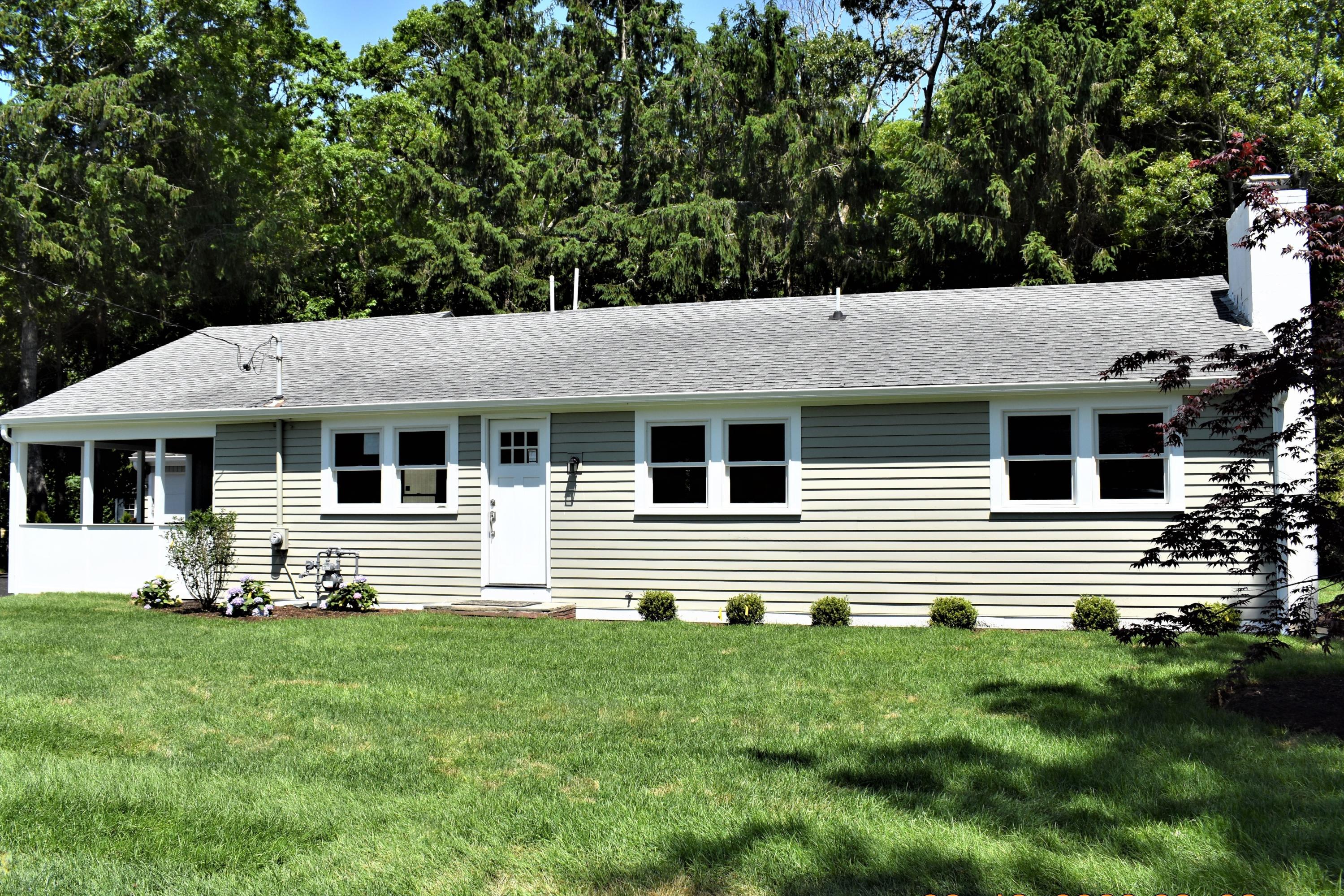 90 Alma Road Falmouth, MA 02540 - Photo 1 of 23 DSC_0128 (4)