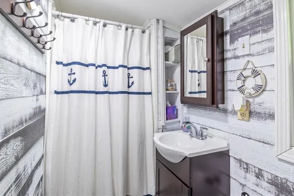 $189,000 | 10301 Nebraska Avenue, Huron, NY 14590