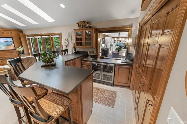 $825,000 | 1365 West 15th Street, Jasper, IN 47546