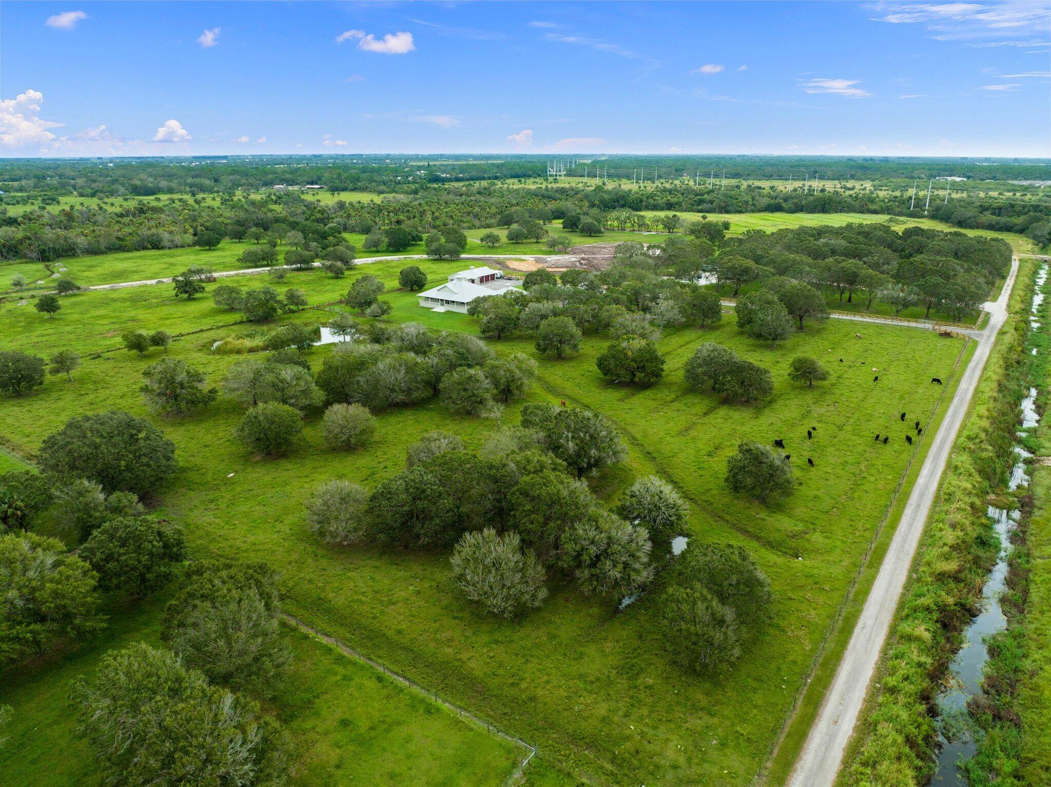 9700 Muller Road Fort Pierce, FL 34945 - Photo 10 of 83 large-996f00c1-3da6-4d2e-a2f2-c1210d9835