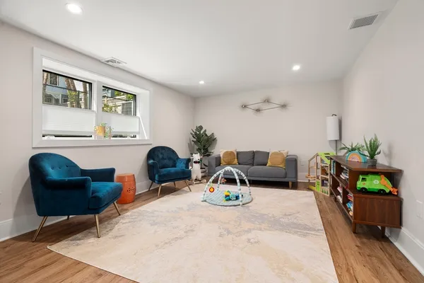 $2,495,000 | 148 Kent Street, Unit 148, Brookline, MA 02446