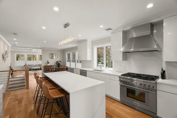$2,495,000 | 148 Kent Street, Unit 148, Brookline, MA 02446