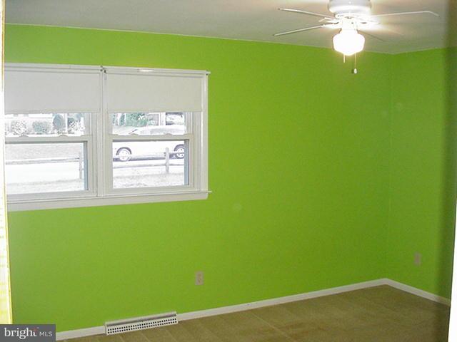 1601 Vista Road Lancaster, PA 17601 - Photo 7 of 14