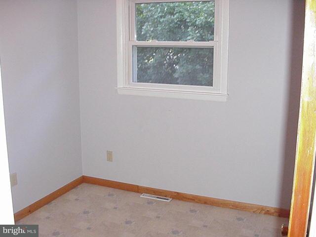 1601 Vista Road Lancaster, PA 17601 - Photo 8 of 14