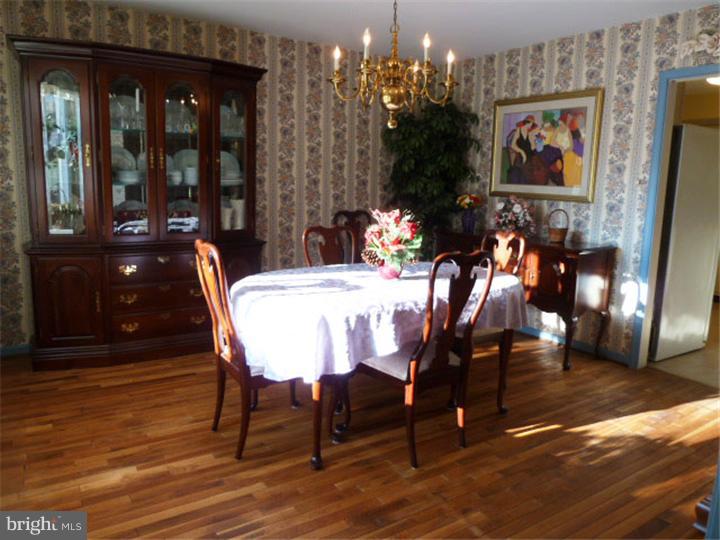 2162 Pikeland Road Malvern, PA 19355 - Photo 8 of 24 Dining Room