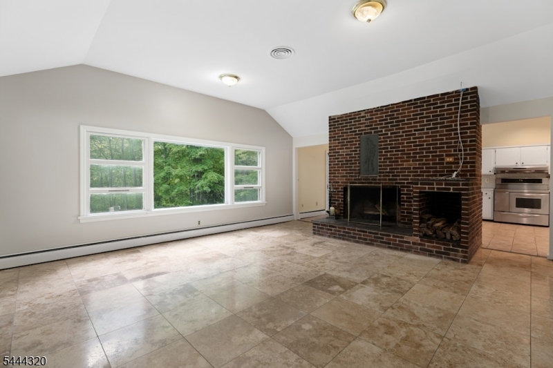 62 Gaston Road Morristown, NJ 07960 - Photo 11 of 32