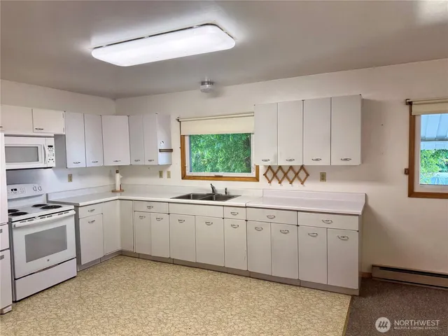 $199,000 | 216 Northwest Cole Avenue, Wilbur, WA 99185