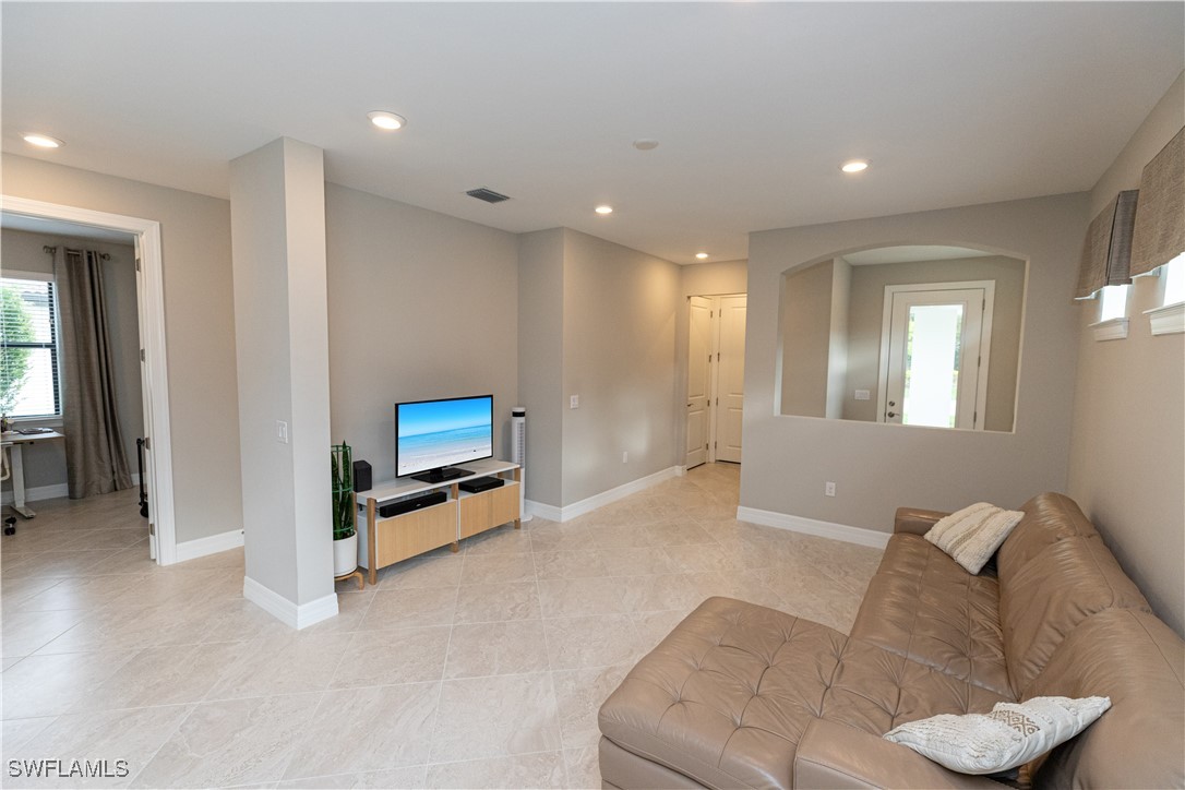 11208 Carlingford Road Fort Myers, FL 33913 - Photo 11 of 40 Gallery Image 11
