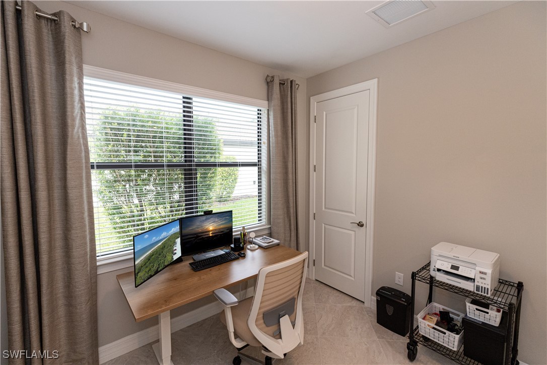 11208 Carlingford Road Fort Myers, FL 33913 - Photo 18 of 40 Gallery Image 18