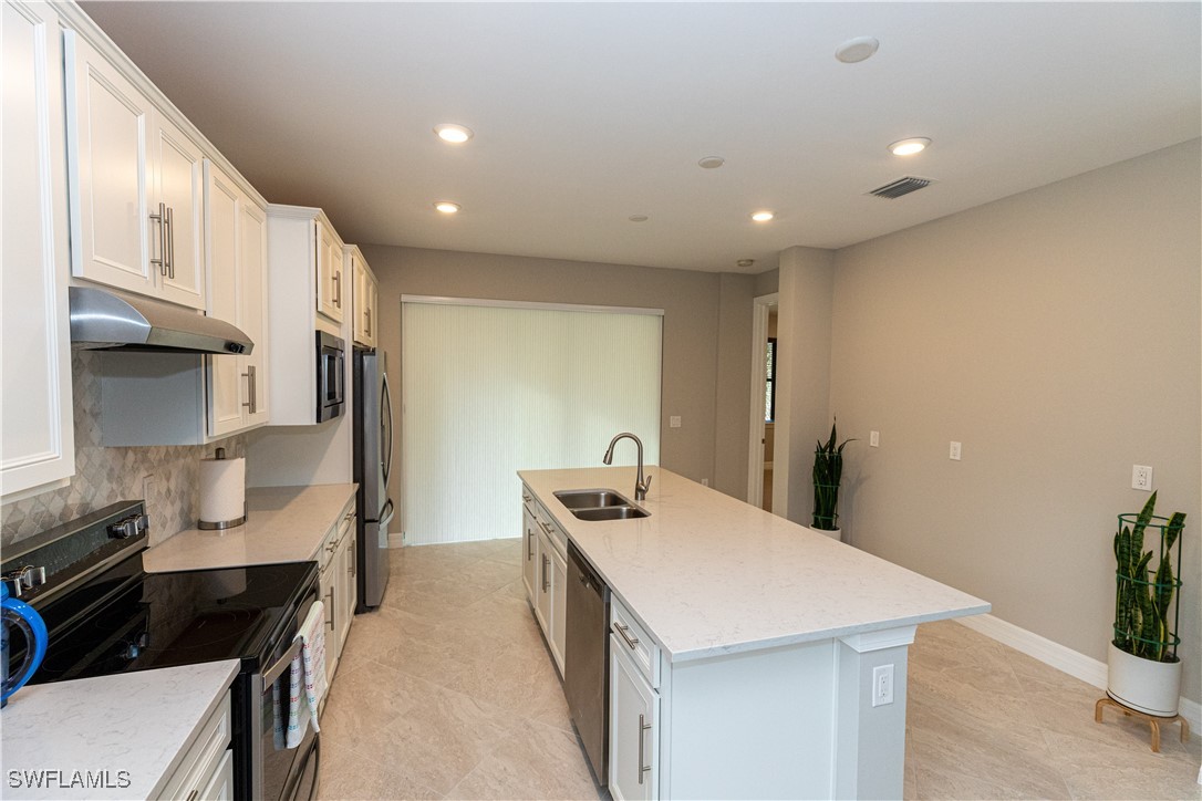 11208 Carlingford Road Fort Myers, FL 33913 - Photo 24 of 40 Gallery Image 24