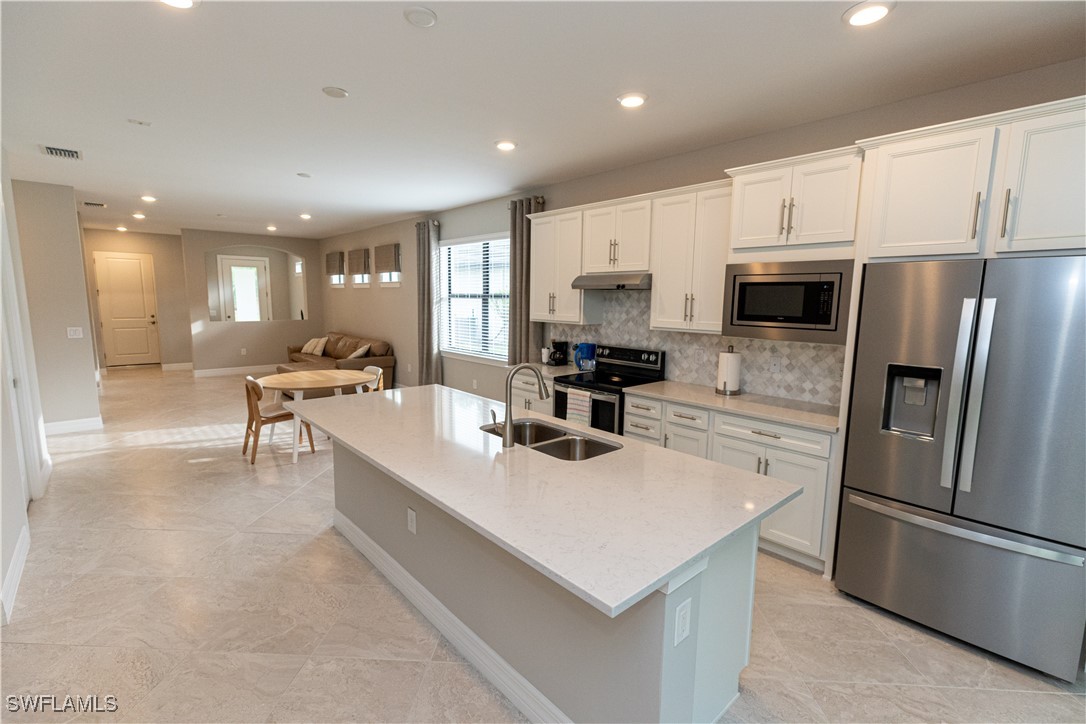 11208 Carlingford Road Fort Myers, FL 33913 - Photo 8 of 40 Gallery Image 8