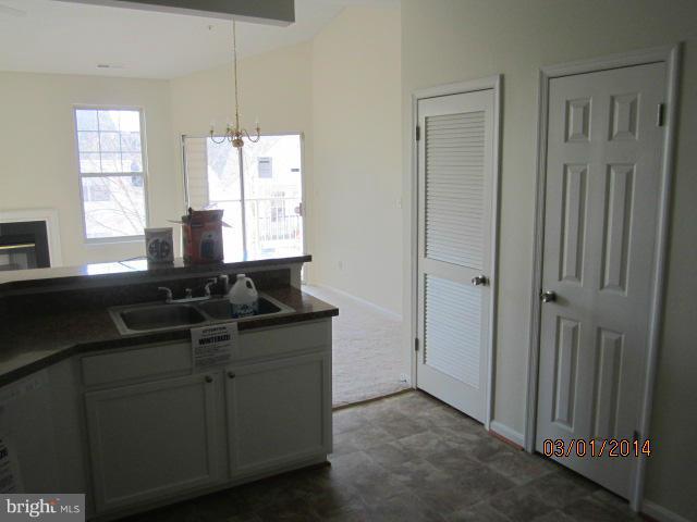 7203 Bogley Road, Unit 303 Baltimore, MD 21244 - Photo 5 of 11 Kitchen