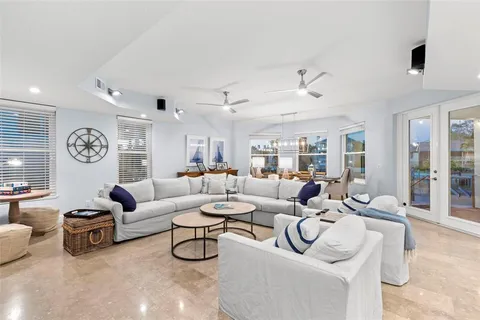 $2,500,000 | 123 8th Street East, Tierra Verde, FL 33715