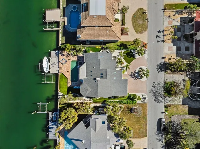 $2,695,000 | 123 8th Street East, Tierra Verde, FL 33715