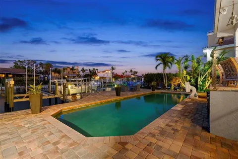 $2,695,000 | 123 8th Street East, Tierra Verde, FL 33715