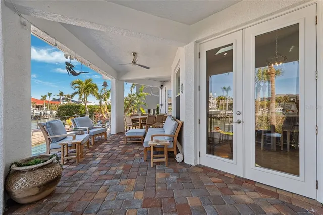 $2,695,000 | 123 8th Street East, Tierra Verde, FL 33715