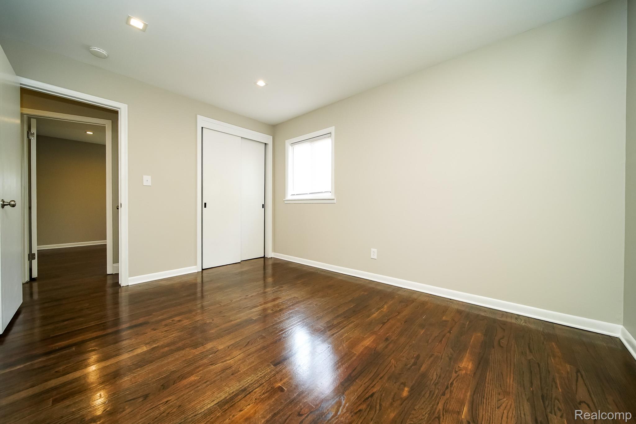 5367 East Thirteen Mile Road Warren, MI 48092 - Photo 41 of 63 DDS02913.jpg