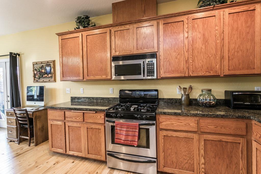 2262 Springbrook Road Medford, OR 97504 - Photo 11 of 30 Additional Photo