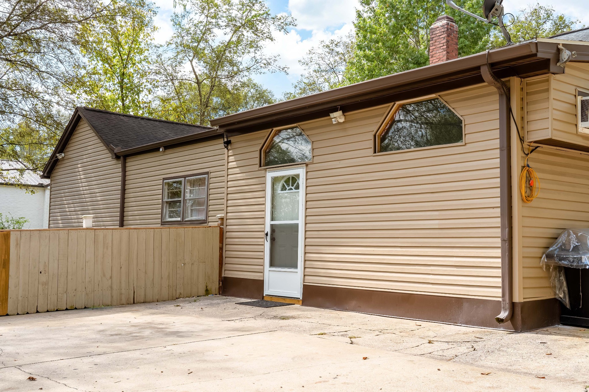 709 Florence Circle Madison, TN 37115 - Photo 26 of 39 a view of a house with a roof
