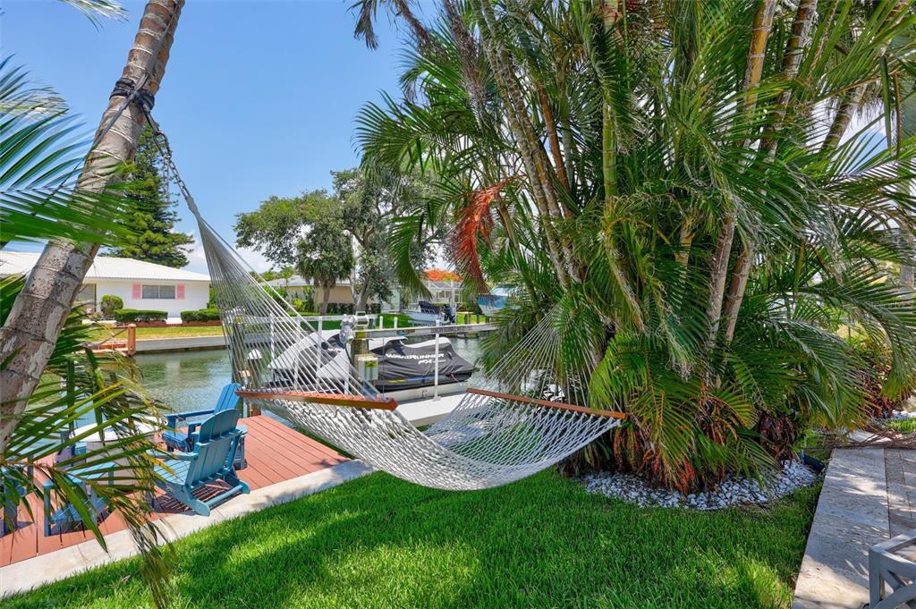 571 Ranger Lane Longboat Key, FL 34228 - Photo 63 of 89 Gallery Image 63