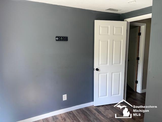 978 Division Street Adrian, MI 49221 - Photo 24 of 25