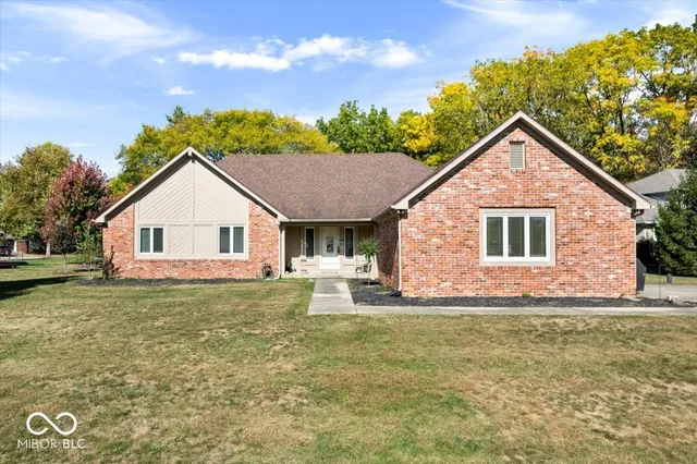 $375,000 | 10114 Skippers Court, Indianapolis, IN 46256