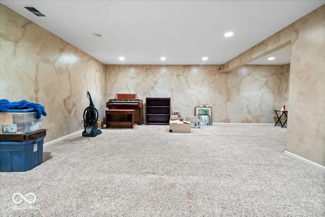 $375,000 | 10114 Skippers Court, Indianapolis, IN 46256