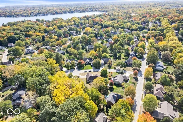 $375,000 | 10114 Skippers Court, Indianapolis, IN 46256