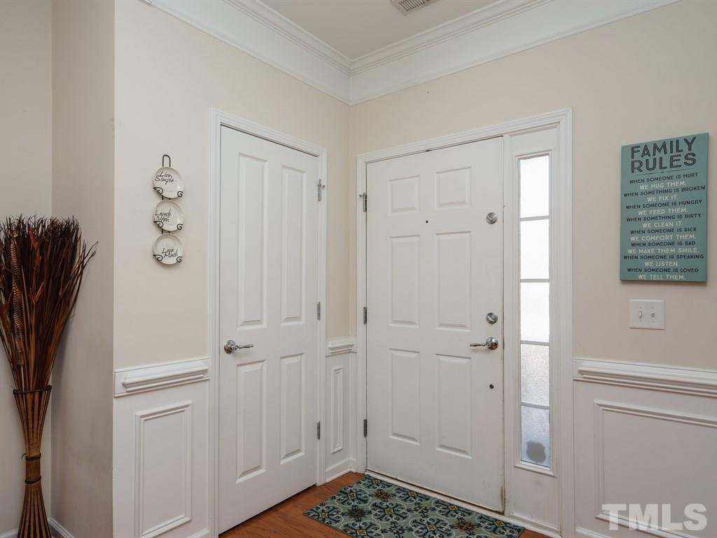 8326 Pilots View Drive Raleigh, NC 27617 - Photo 4 of 25 a bathroom with a shower