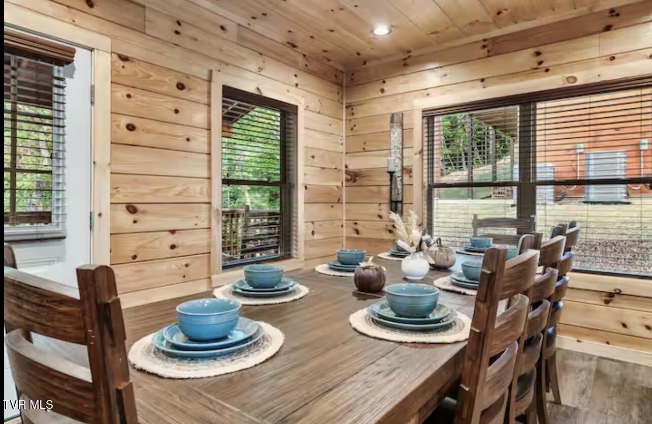 848 String Run Way, Unit LOT 25 Pigeon Forge, TN 37862 - Photo 15 of 94 IMG_7941