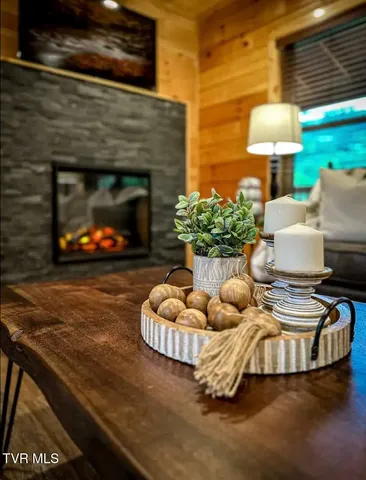 $1,095,000 | 848 String Run Way, Unit LOT 25, Pigeon Forge, TN 37862