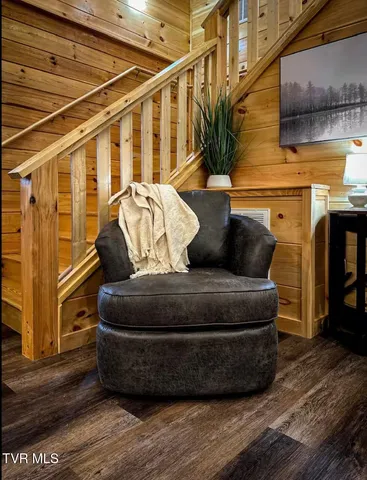 $1,095,000 | 848 String Run Way, Unit LOT 25, Pigeon Forge, TN 37862