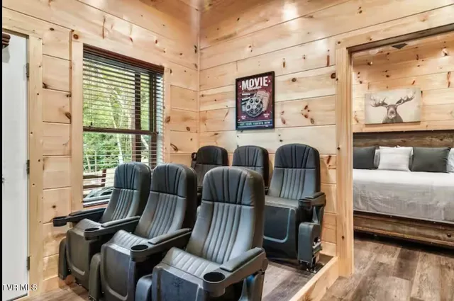 $1,095,000 | 848 String Run Way, Unit LOT 25, Pigeon Forge, TN 37862