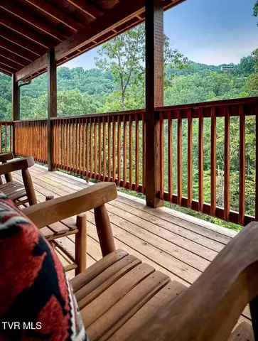 $1,095,000 | 848 String Run Way, Unit LOT 25, Pigeon Forge, TN 37862