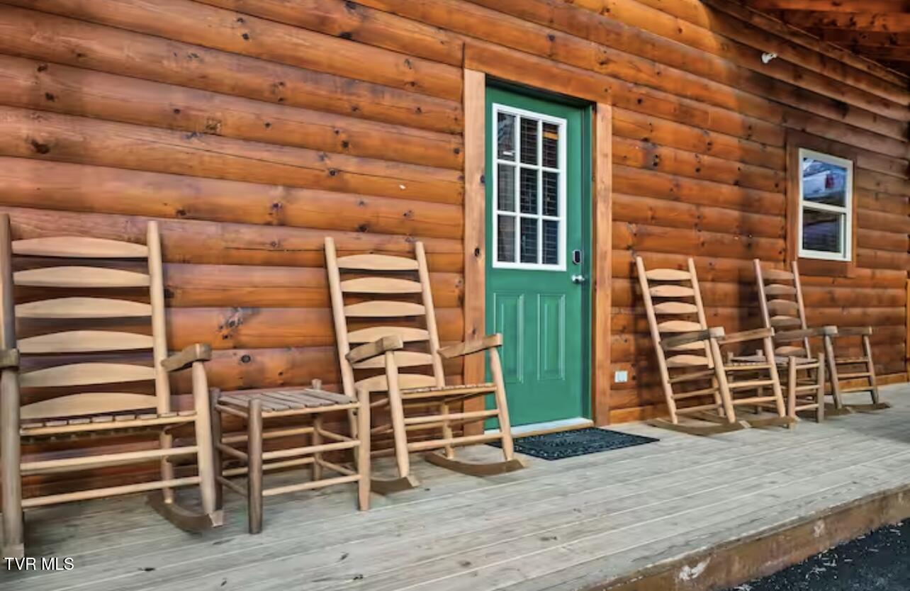 848 String Run Way, Unit LOT 25 Pigeon Forge, TN 37862 - Photo 66 of 94 IMG_7988