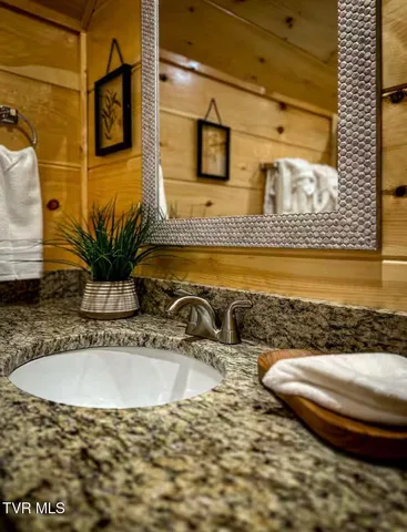 $1,095,000 | 848 String Run Way, Unit LOT 25, Pigeon Forge, TN 37862