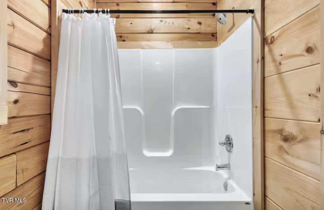 848 String Run Way, Unit LOT 25 Pigeon Forge, TN 37862 - Photo 78 of 94 IMG_8009