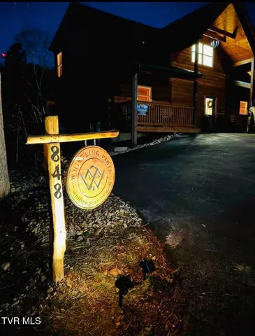 $1,095,000 | 848 String Run Way, Unit LOT 25, Pigeon Forge, TN 37862