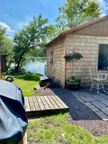 $239,000 | 108 Lakota Island, Big Stone City, SD 57216