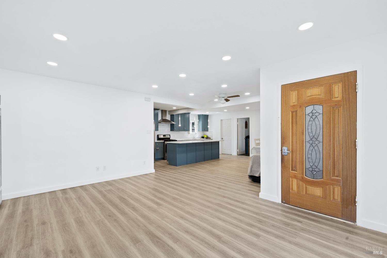 923 Kelvin Road El Sobrante, CA 94803 - Photo 6 of 17