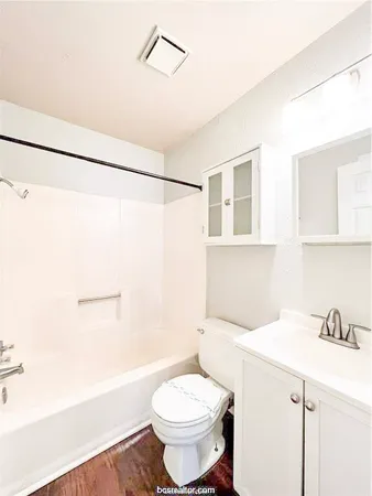 $1,050 | 1910 Barak Lane, Unit 18, Bryan, TX 77802