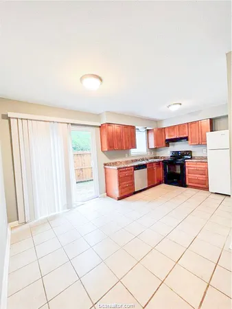 $1,050 | 1910 Barak Lane, Unit 18, Bryan, TX 77802