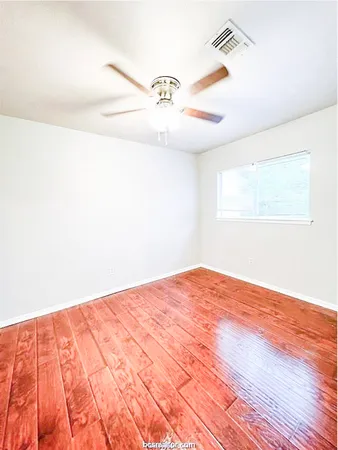 $1,050 | 1910 Barak Lane, Unit 18, Bryan, TX 77802