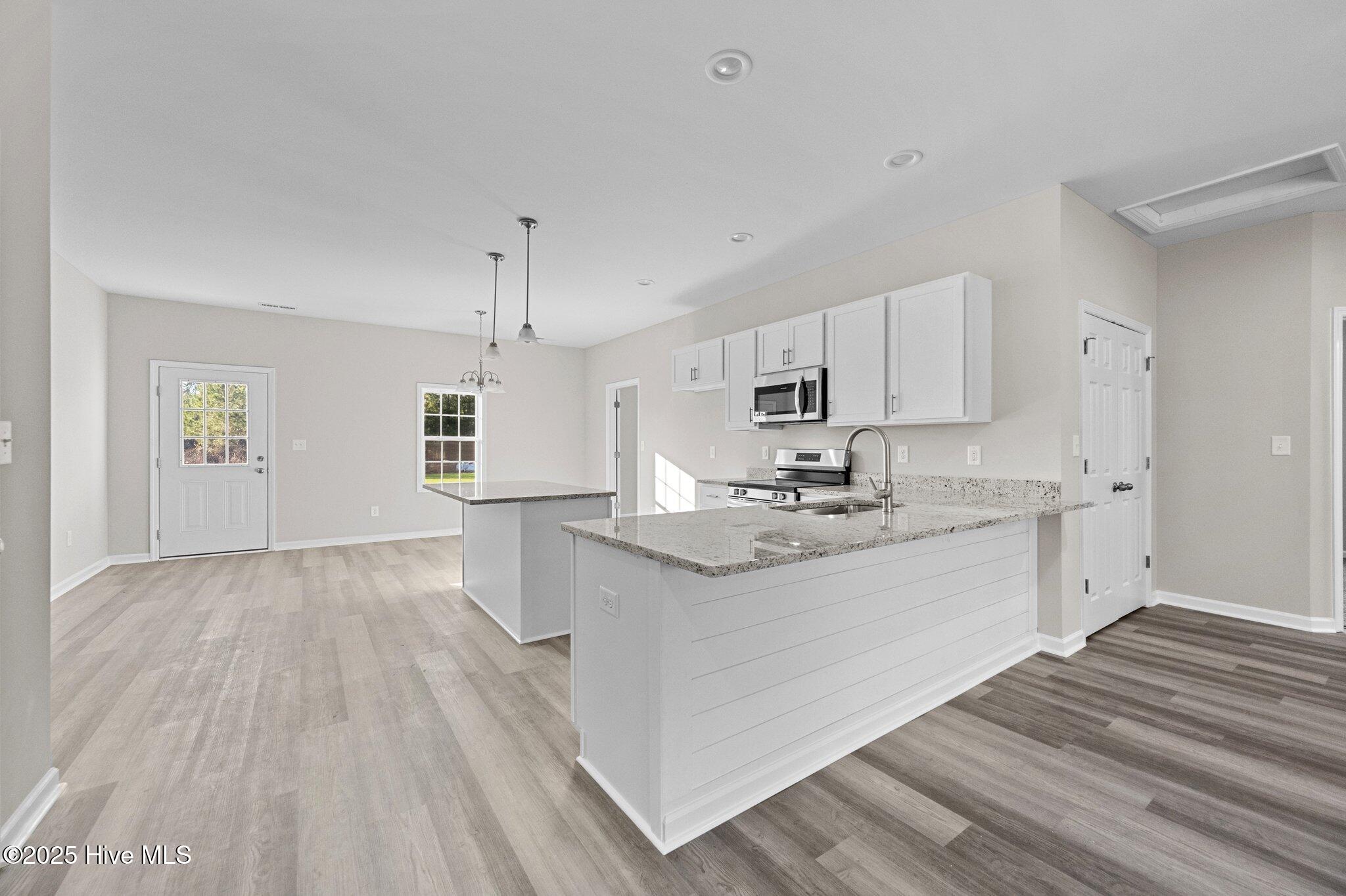 134 Padgett Road Maple Hill, NC 28454 - Photo 11 of 46 7-web-or-mls-_Z729290