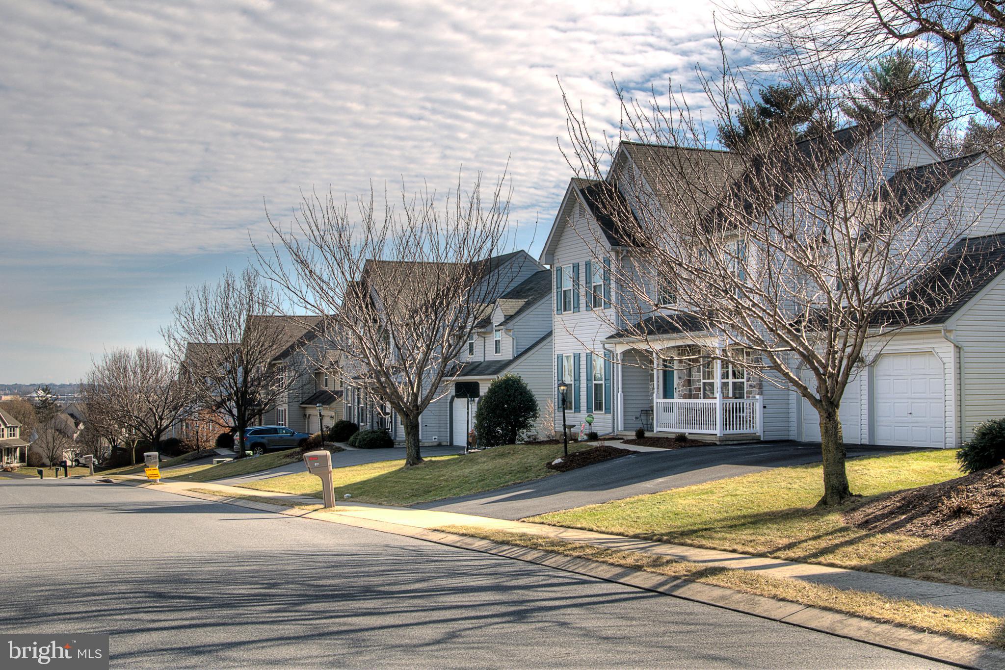 826 Sylvan Road Lancaster, PA 17601 - Photo 3 of 61 Gallery Image 3
