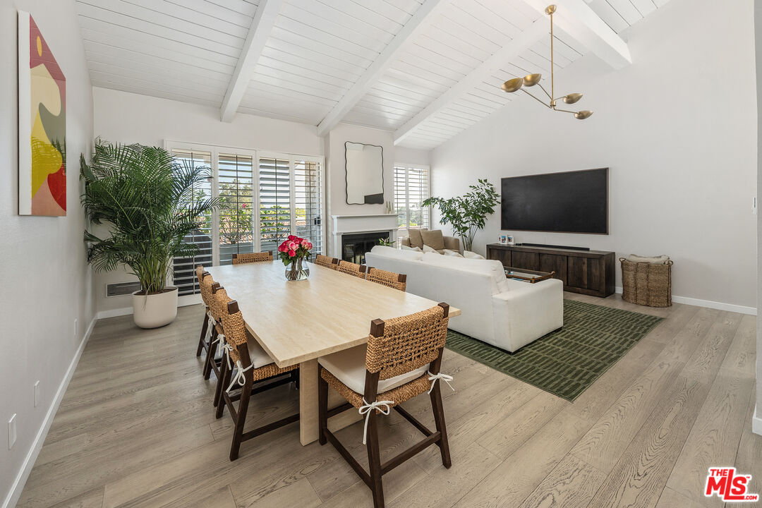 28378 Rey De Copas Lane Malibu, CA 90265 - Photo 1 of 48