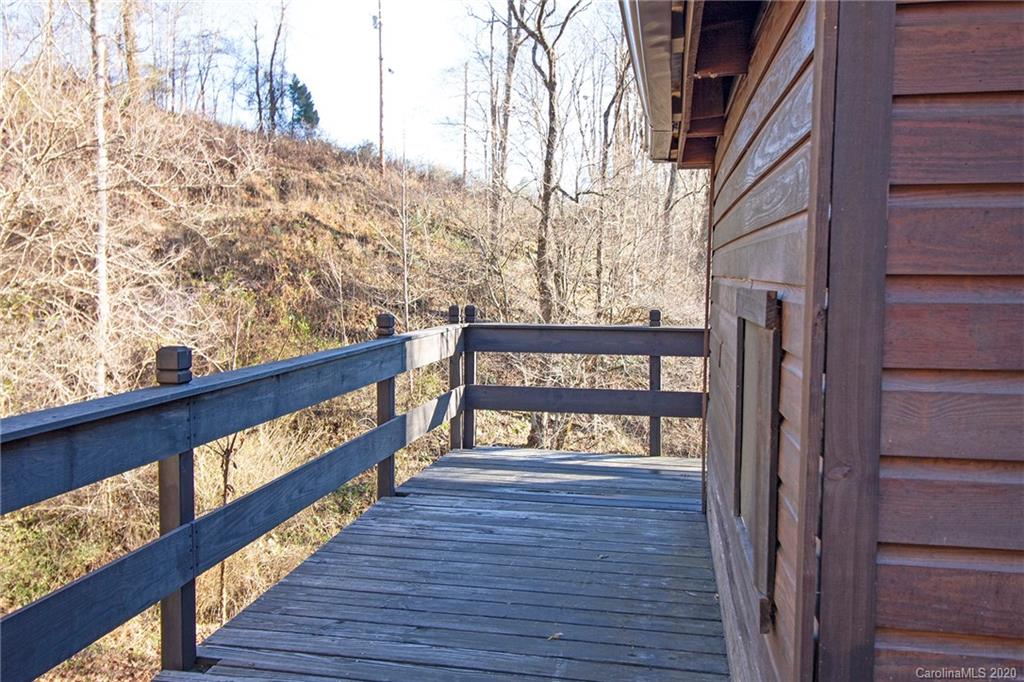 1380 Cedar Cliff Road Marshall, NC 28753 - Photo 22 of 27 Gallery Image 22